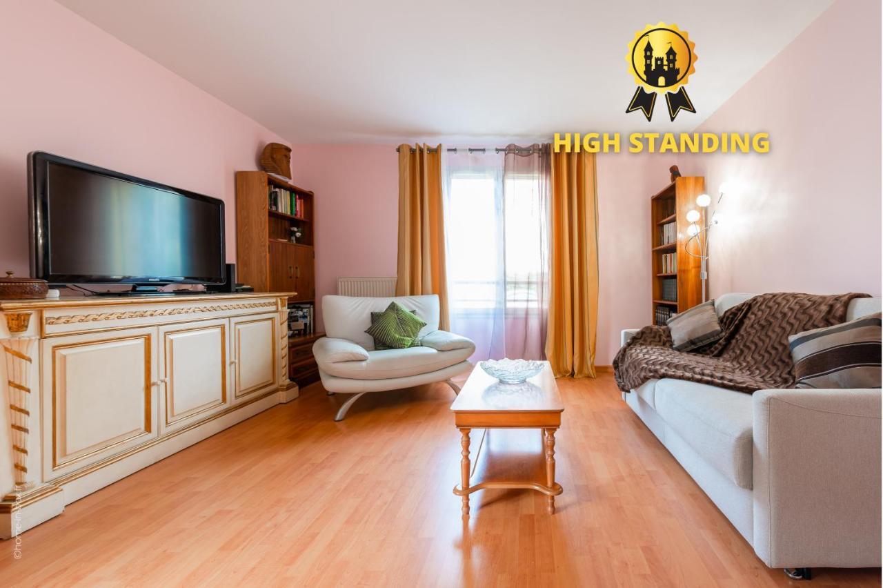 Willow - Fairytale Factory Apartment Serris Ngoại thất bức ảnh